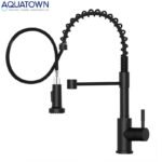 Wholesale Single Handle Brushed Gold Modern Kitchen Sink Faucet with 360 Degree Swivel and Pull Down Sprayer Deck Mounted